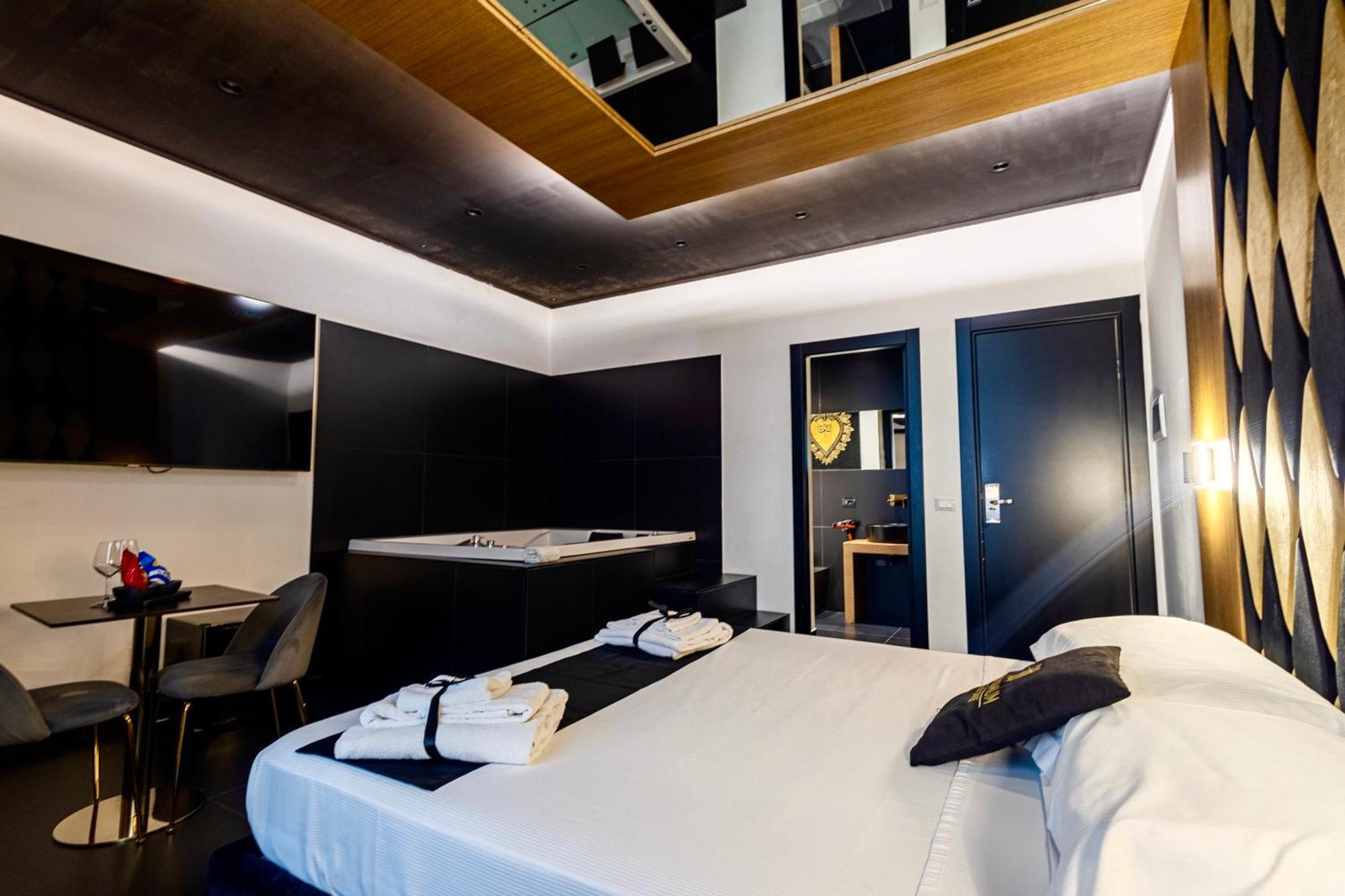 Maximum Hub Suite&Spa Palermo Exteriér fotografie